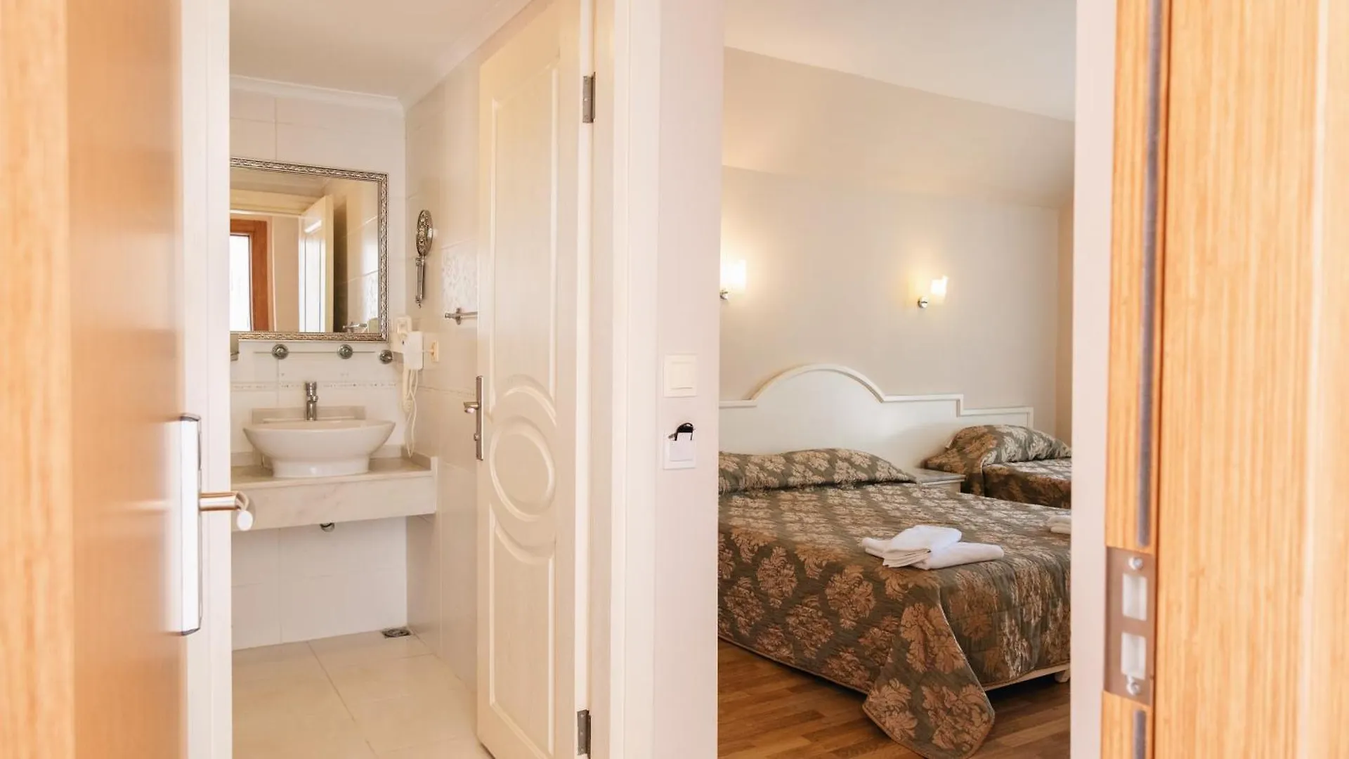 Del Mare Hotel Oeluedeniz 터키